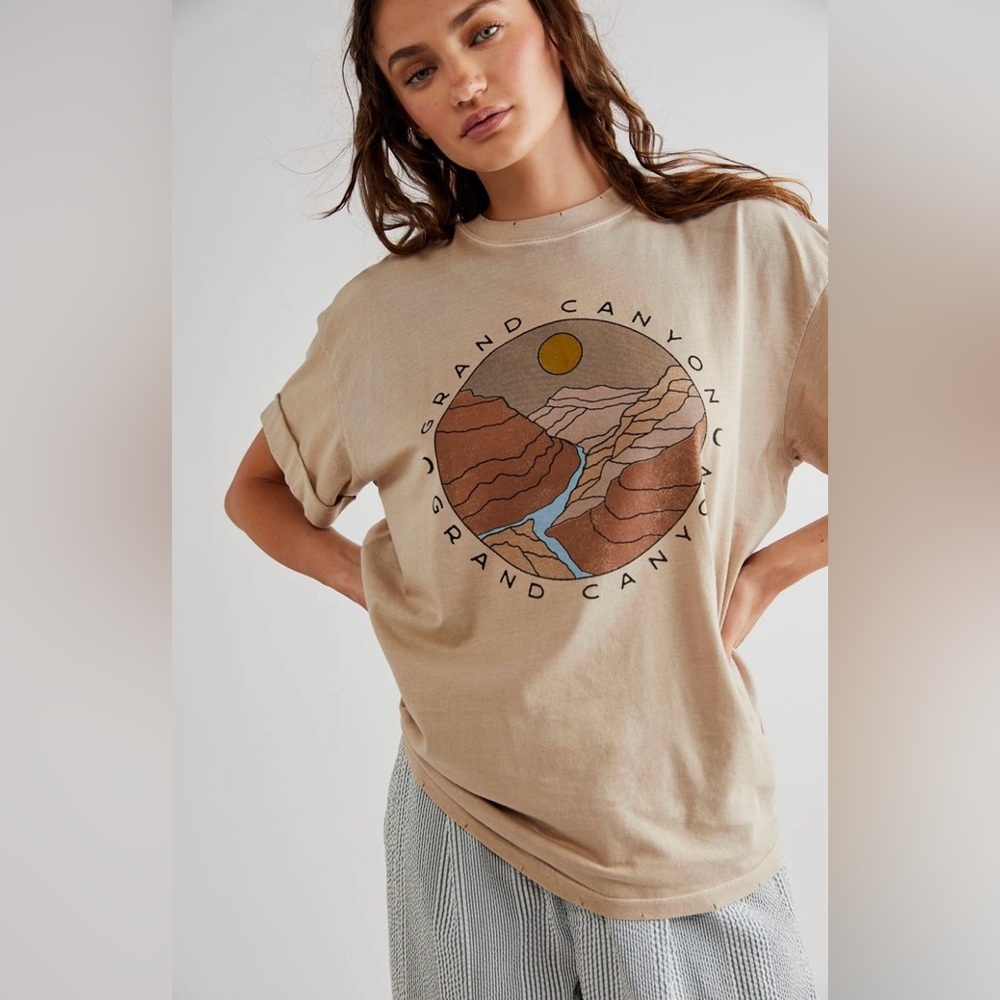 Free People Girl Dangerous Grand Canyon Sunset Boyfriend Tee in Black - Size XS